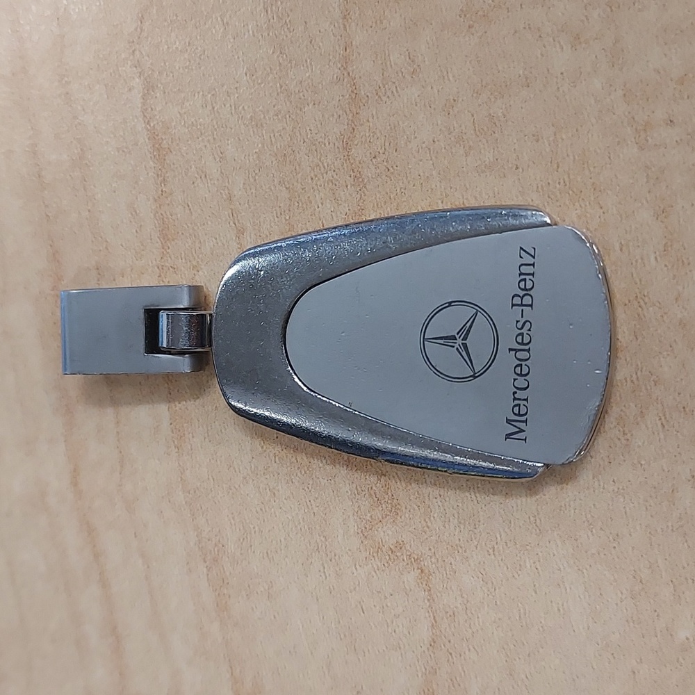 Mercedes-Benz chrome metal key chain.